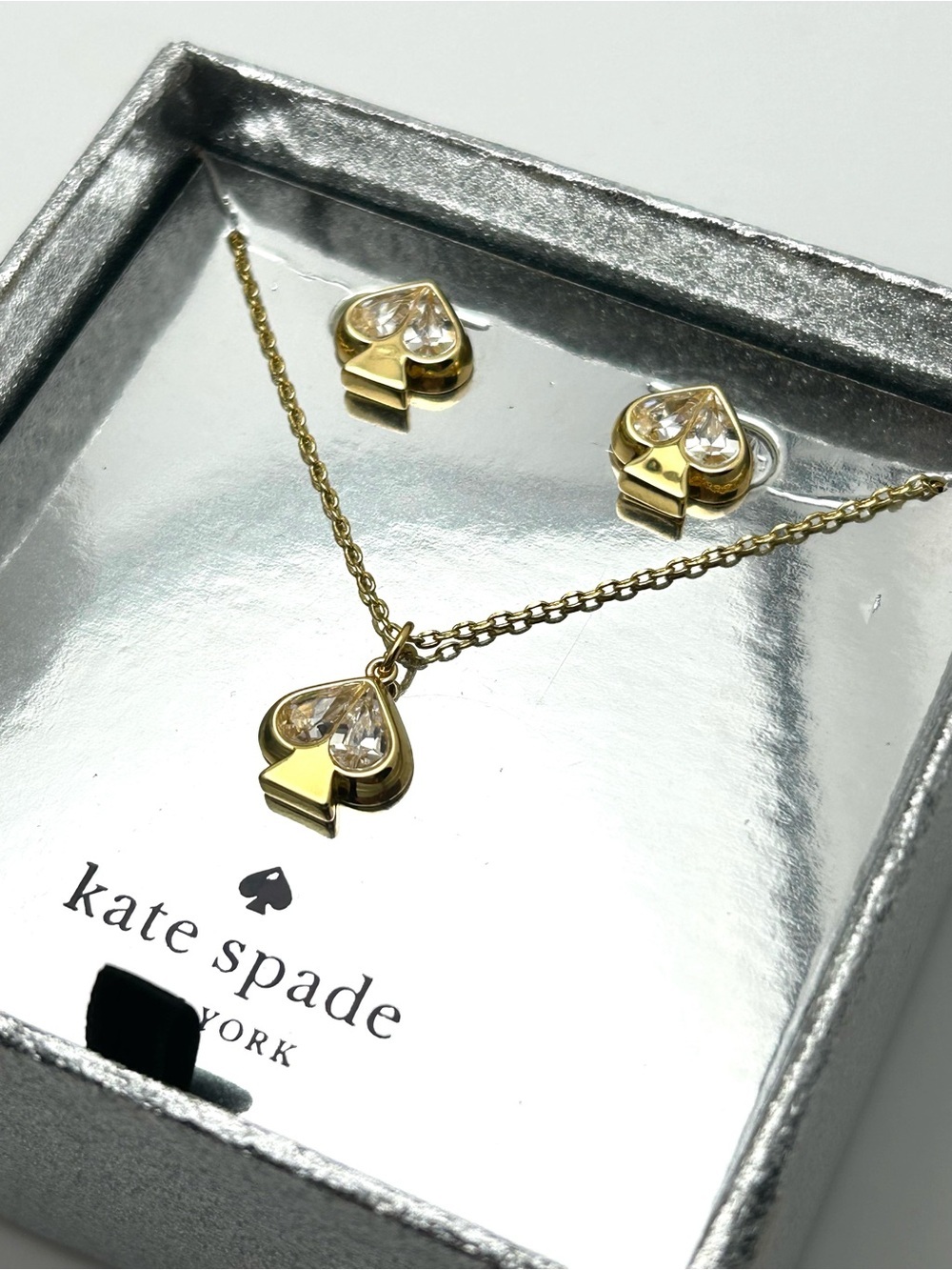 Kate Spade Everyday Spade Necklace and Earrings NWT